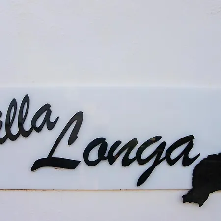 Villa Eslanzarote Longa, Super Wifi, Heated Pool, Sat Tv