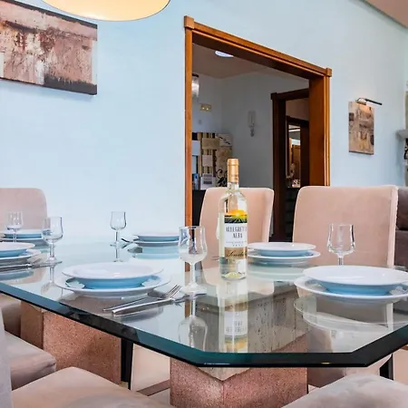 Eslanzarote Longa, Super Wifi, Heated Pool, Sat Tv *