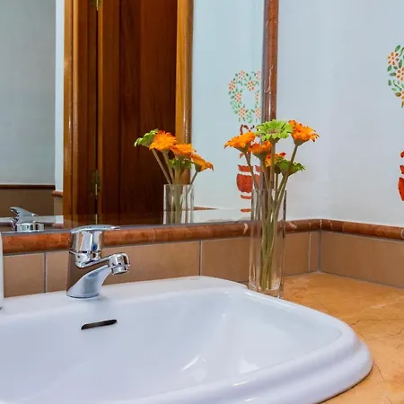 Eslanzarote Longa, Super Wifi, Heated Pool, Sat Tv Villa *