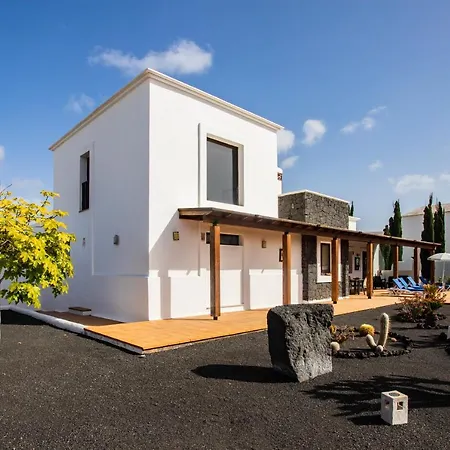 Eslanzarote Longa, Super Wifi, Heated Pool, Sat Tv * Yaiza