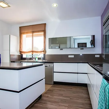 Eslanzarote Longa, Super Wifi, Heated Pool, Sat Tv Villa Yaiza
