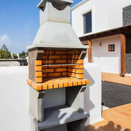 Eslanzarote Longa, Super Wifi, Heated Pool, Sat Tv * Yaiza