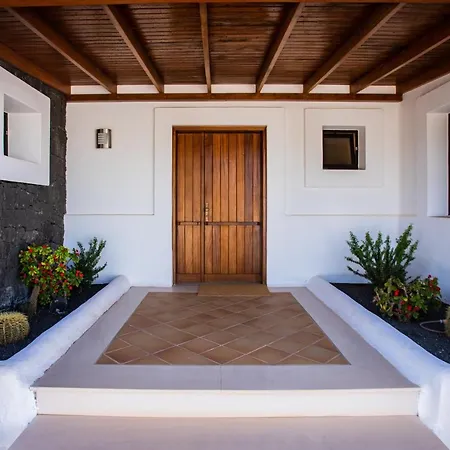 Eslanzarote Longa, Super Wifi, Heated Pool, Sat Tv Yaiza