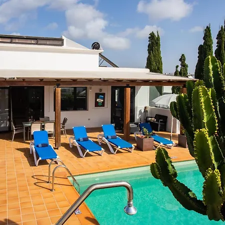 Eslanzarote Longa, Super Wifi, Heated Pool, Sat Tv