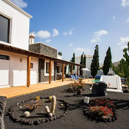 Eslanzarote Longa, Super Wifi, Heated Pool, Sat Tv Villa *