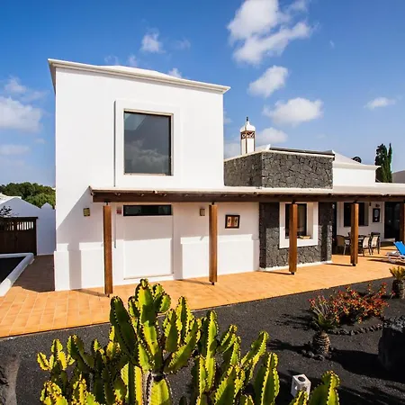 Eslanzarote Longa, Super Wifi, Heated Pool, Sat Tv Villa Yaiza